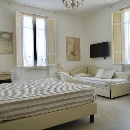 Hotel La Primula Forte dei Marmi Bagian luar foto