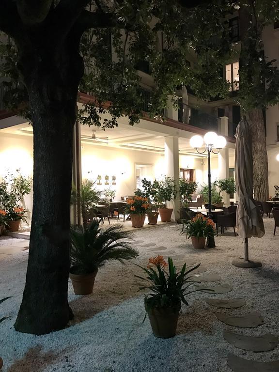 Hotel La Primula Forte dei Marmi Bagian luar foto