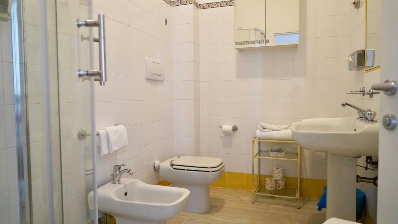 Hotel La Primula Forte dei Marmi Bagian luar foto